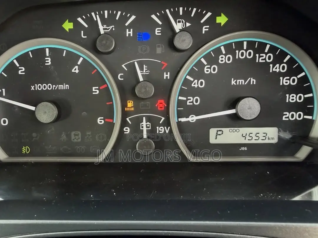 Toyota Land Cruiser 2026 White
