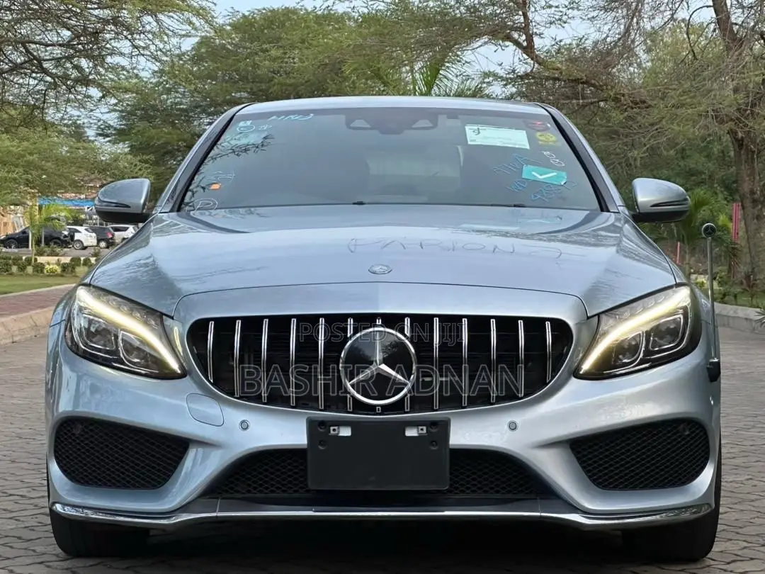 Mercedes-Benz C-Class 2016 Silver