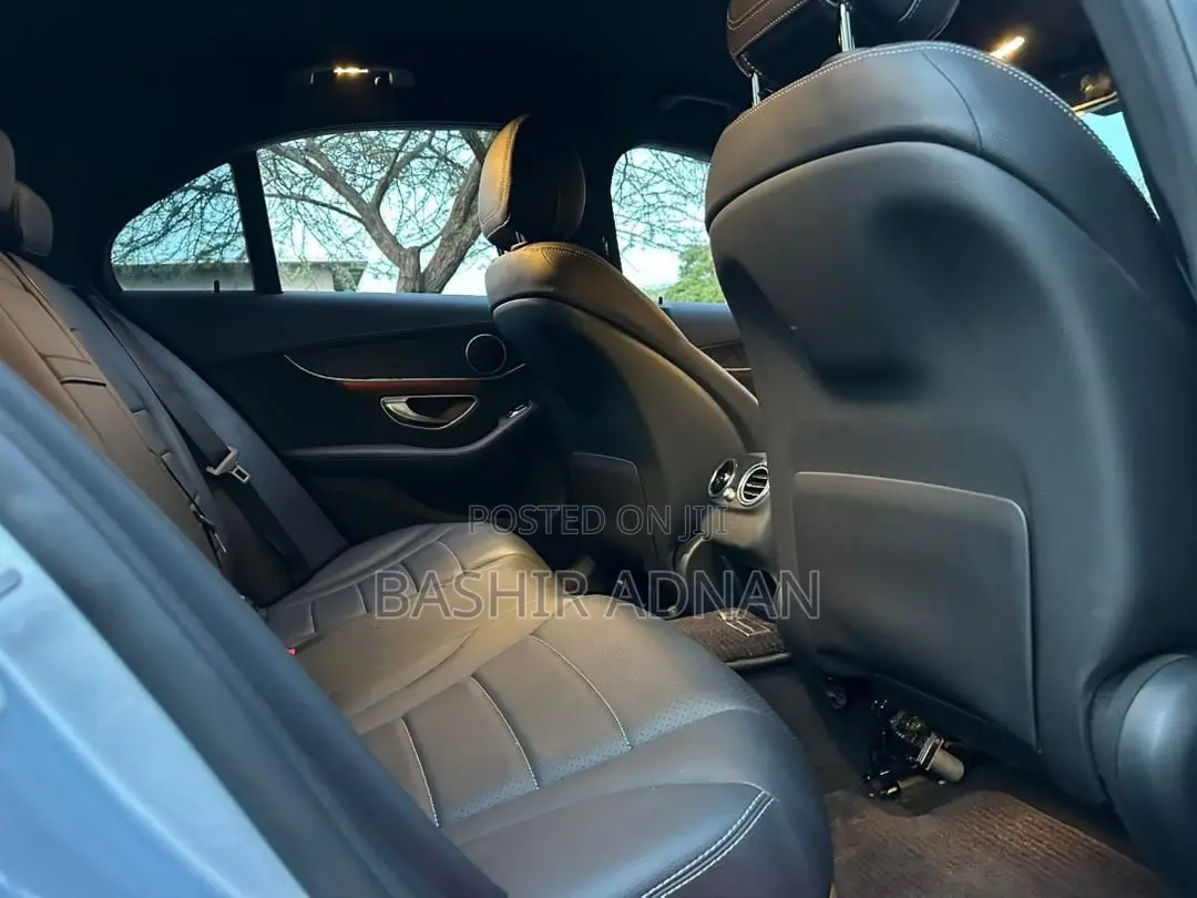 Mercedes-Benz C-Class 2016 Silver