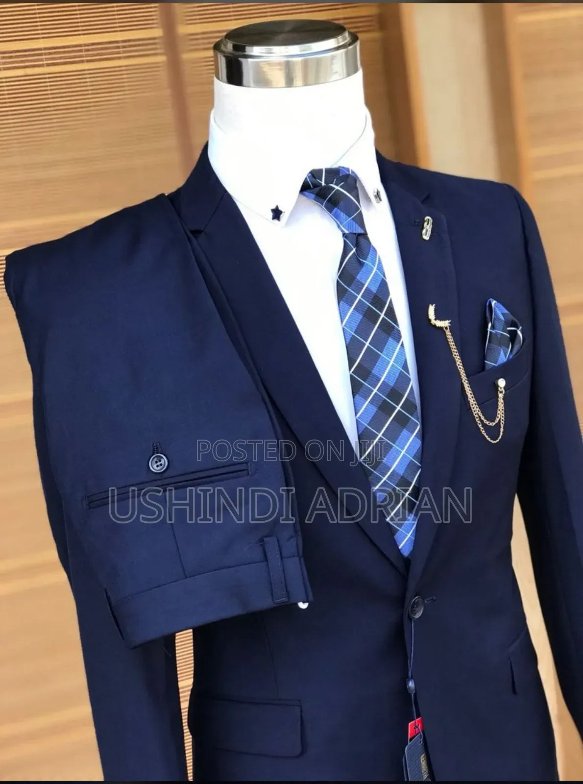  Suti Za Kisasa Kwa Muonekano Wa Boss Na Kiongozi
