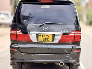Toyota Alphard 2004 Black