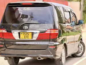 Toyota Alphard 2004 Black