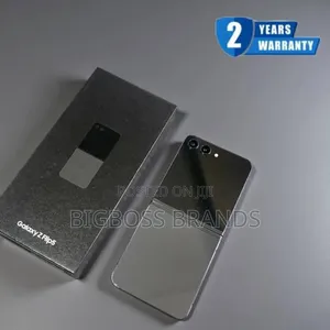 New Samsung Galaxy Z Flip 5 256 GB