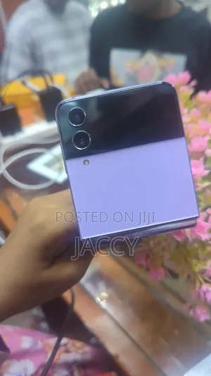 Samsung Z 16 GB Purple
