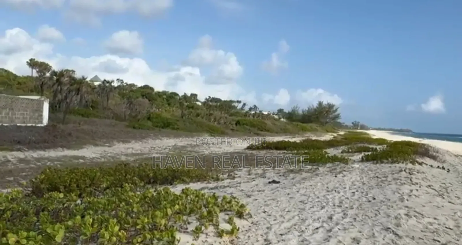 Amazing Beach Plot for Sale at Kigamboni