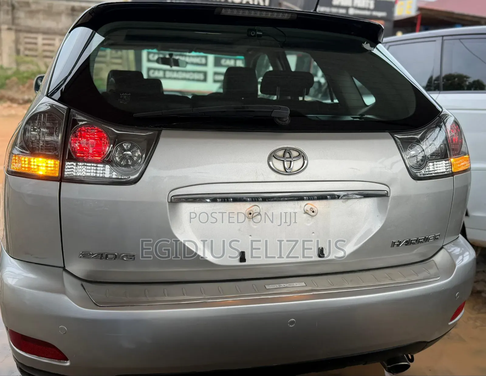 Toyota Harrier 2005 Silver
