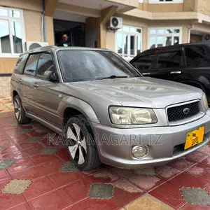 Subaru Forester 2004 Gold