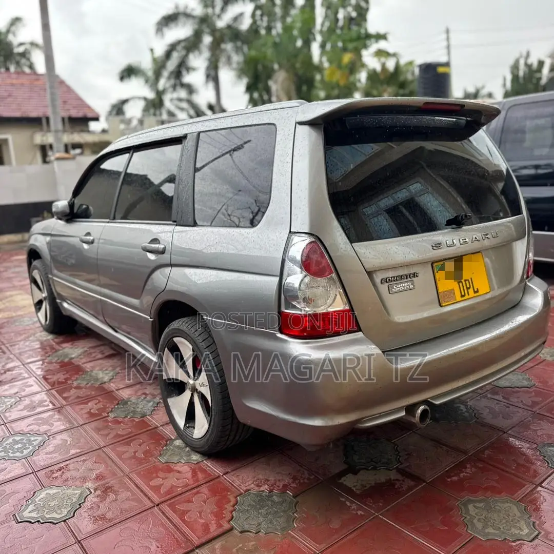 Subaru Forester 2004 Gold