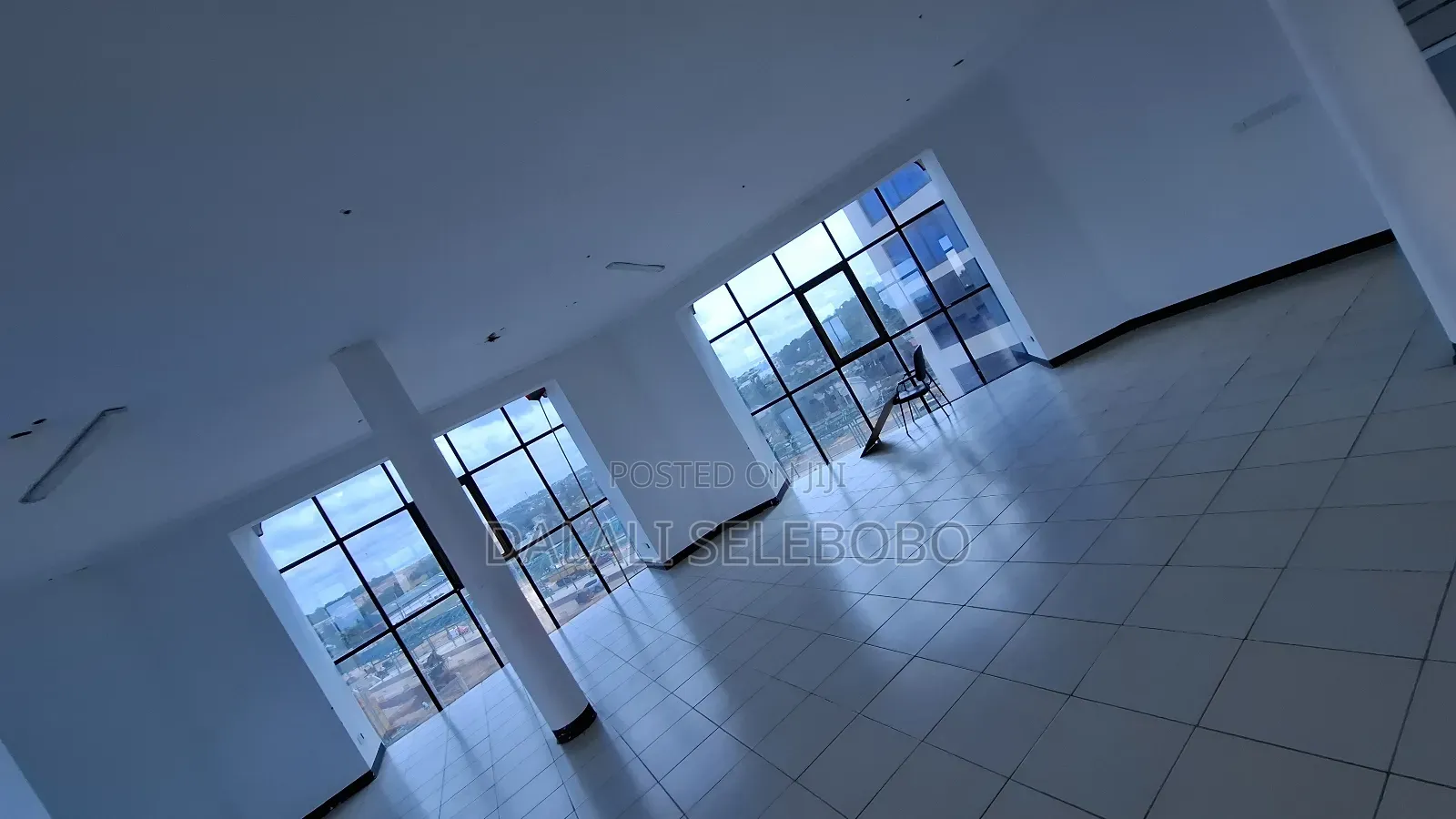Privatte Office Flow 3 Big Spaces