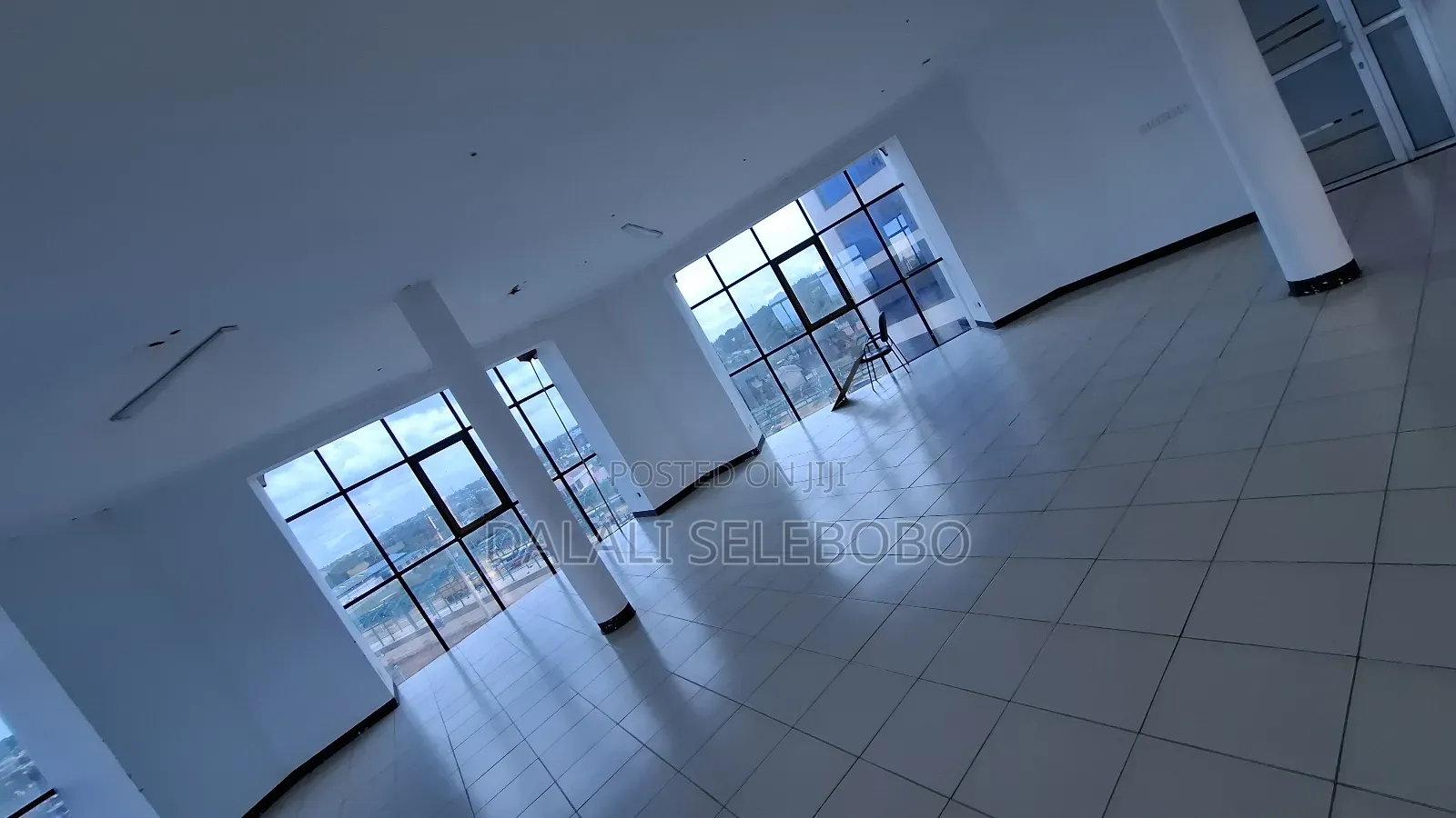Privatte Office Flow 3 Big Spaces