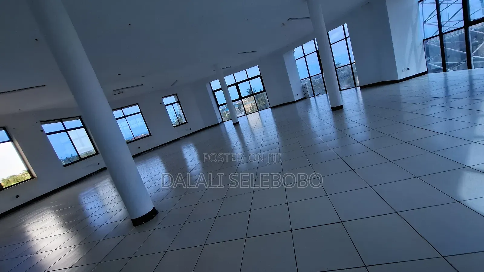 Privatte Office Flow 3 Big Spaces