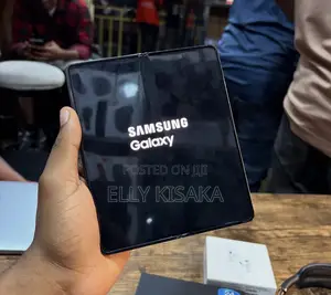 New Samsung Galaxy Z Fold4 512 GB Black