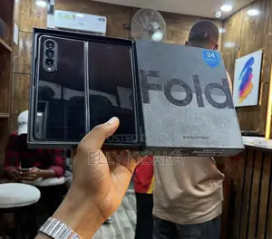 New Samsung Galaxy Z Fold4 512 GB Black