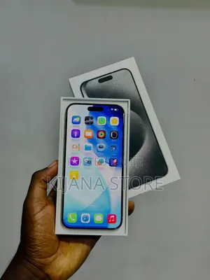 New Apple iPhone 15 Pro Max 256 GB Silver