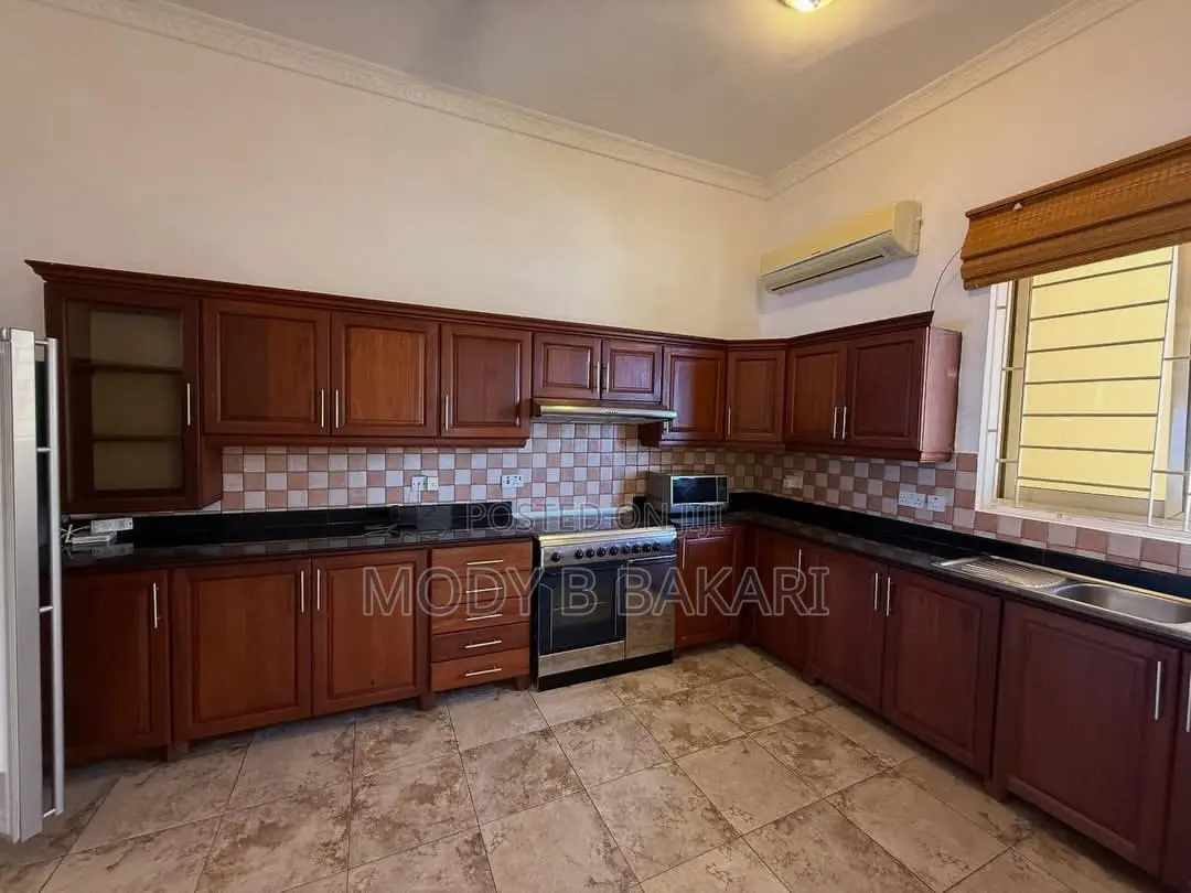 Furnished 3bdrm Apartment in Masaki for rent