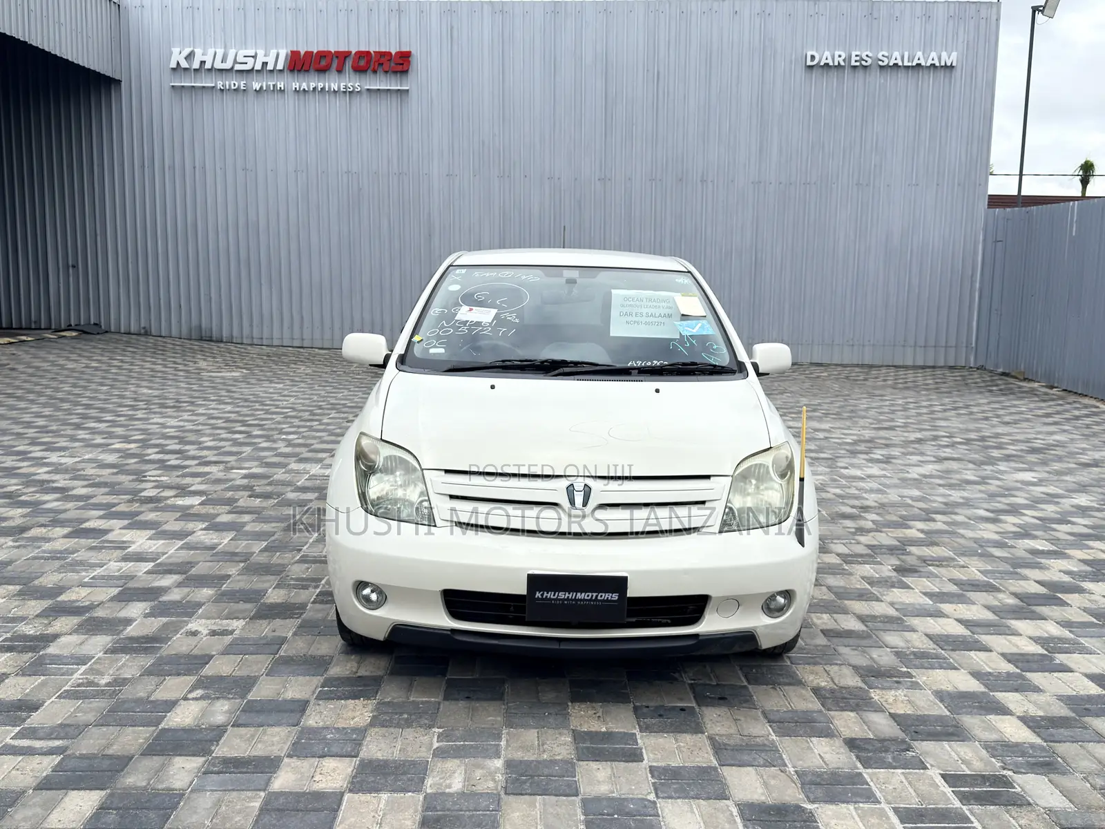 Toyota IST 2003 White