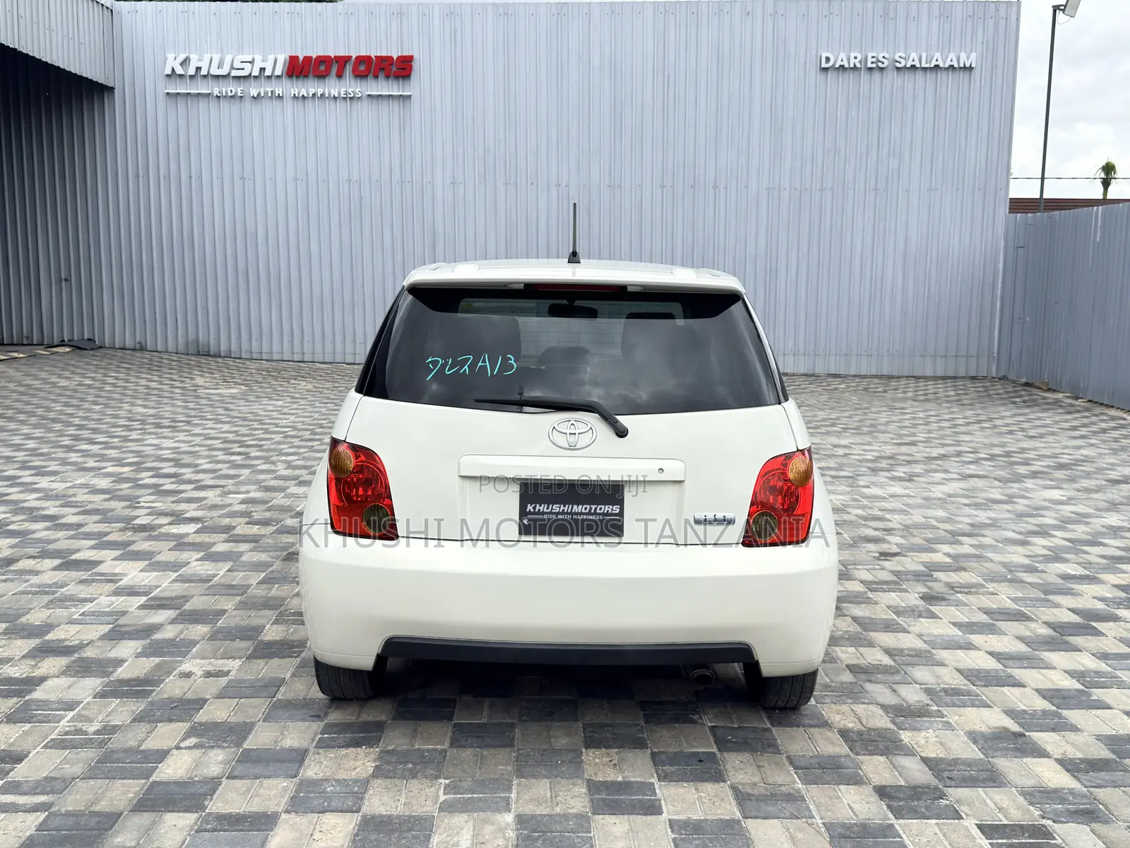 Toyota IST 2003 White