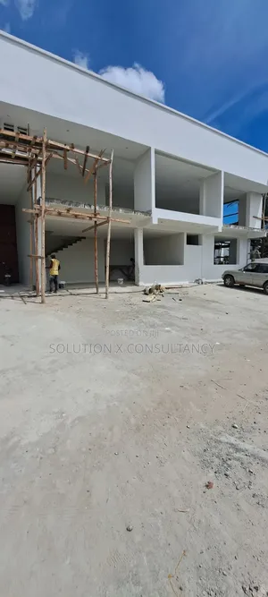 Warehouse for Rent at Ununio