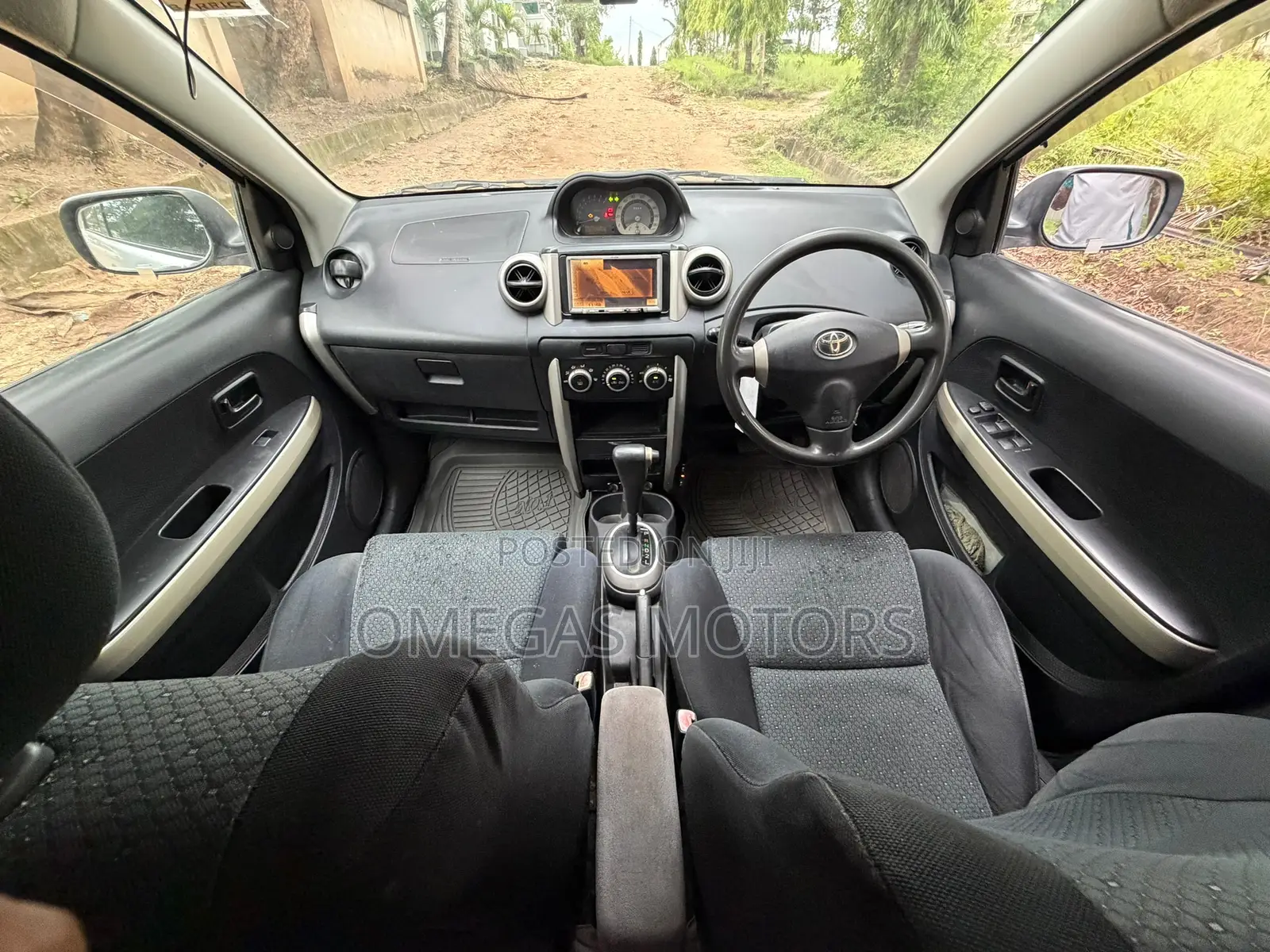 Toyota IST 2006 Silver