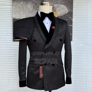 Stylish Taxedo Collar