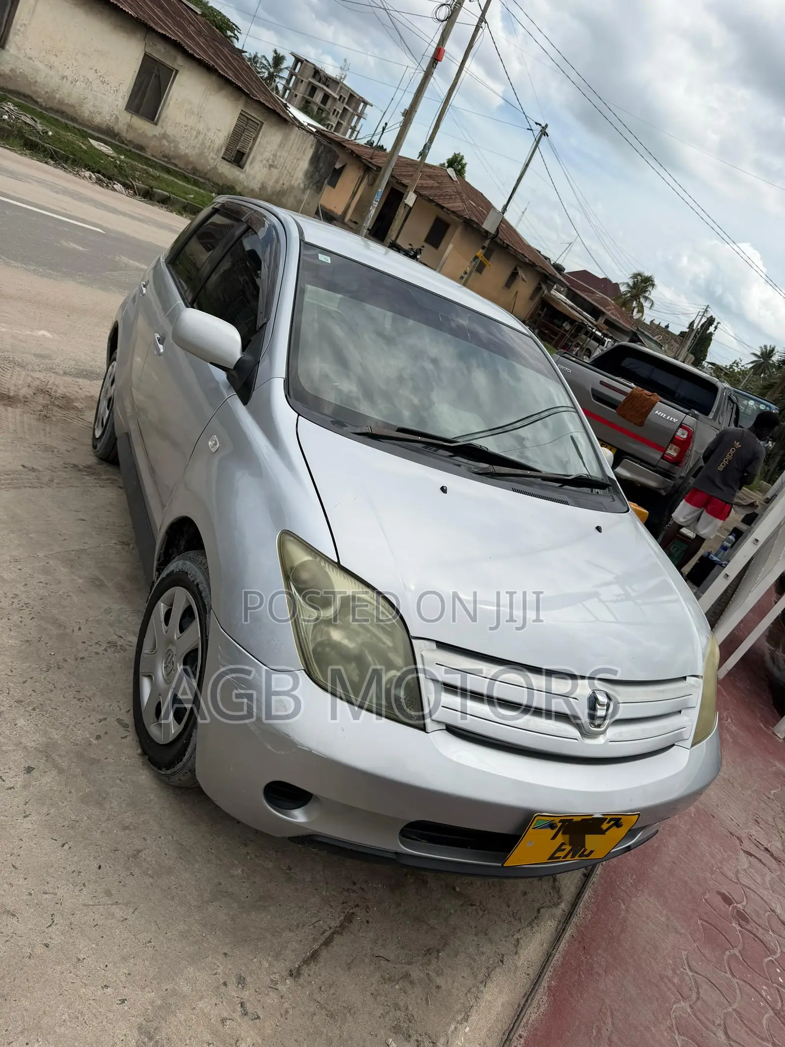 Toyota IST 2004 Silver