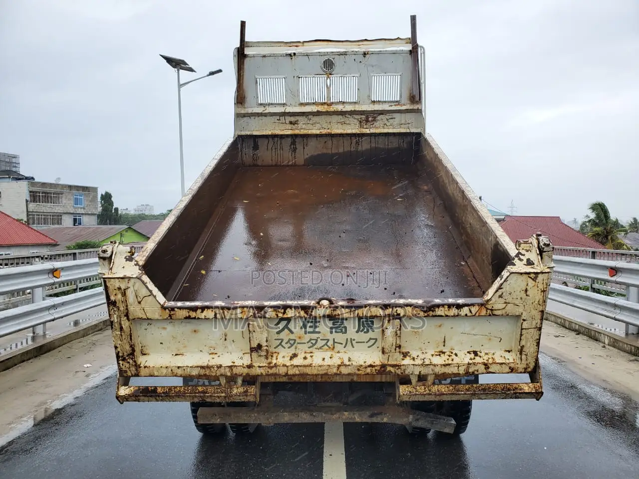Isuzu Juston Tipper