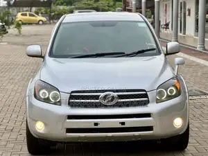 Toyota RAV4 2006 Silver