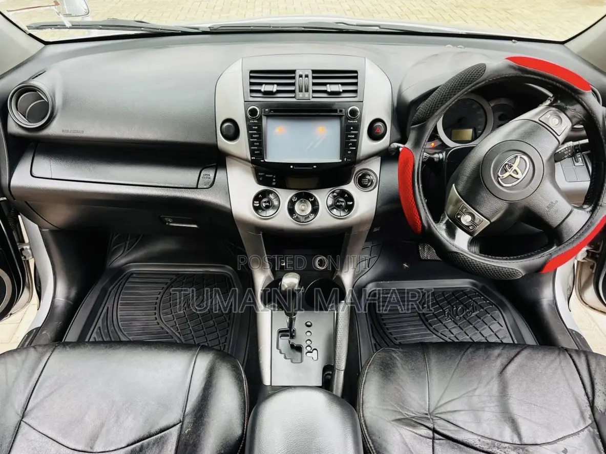 Toyota RAV4 2006 Silver