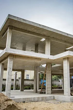 Mafundi Waliobobea Kujenga Nyumba Nzuri
