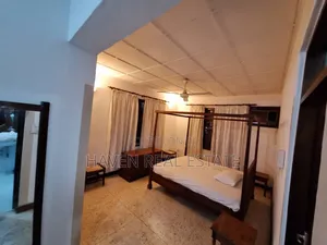 Furnished 3bdrm House in Ada Estate for rent