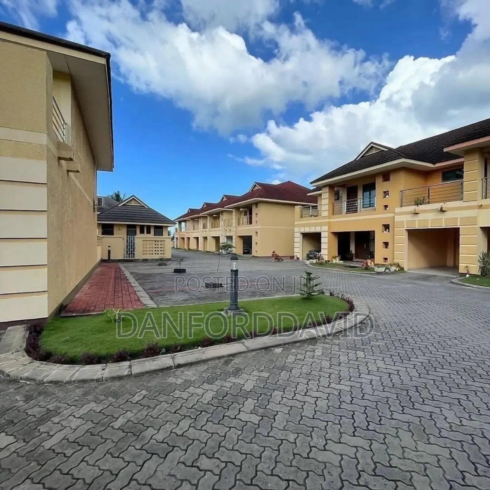 Furnished 3bdrm Apartment in Kahwa Real Estate, Kunduchi for rent