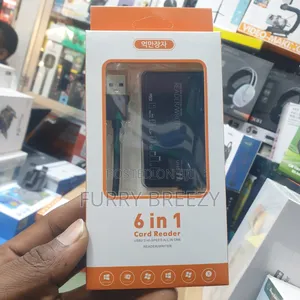 6 in 1 Card Reader