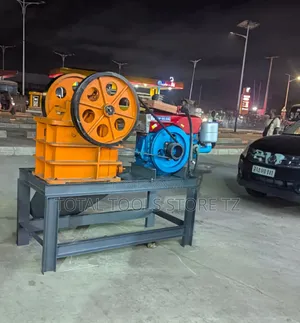 Jaw Crusher 10 Ton Per Hour Diesel Engine 24hp