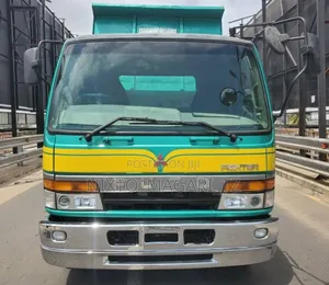 Mitsubishi Fuso 2001 Green