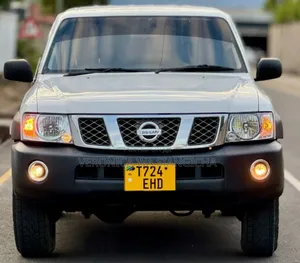 Nissan Patrol 2007 White