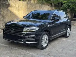 Volkswagen Touareg 2021 Black