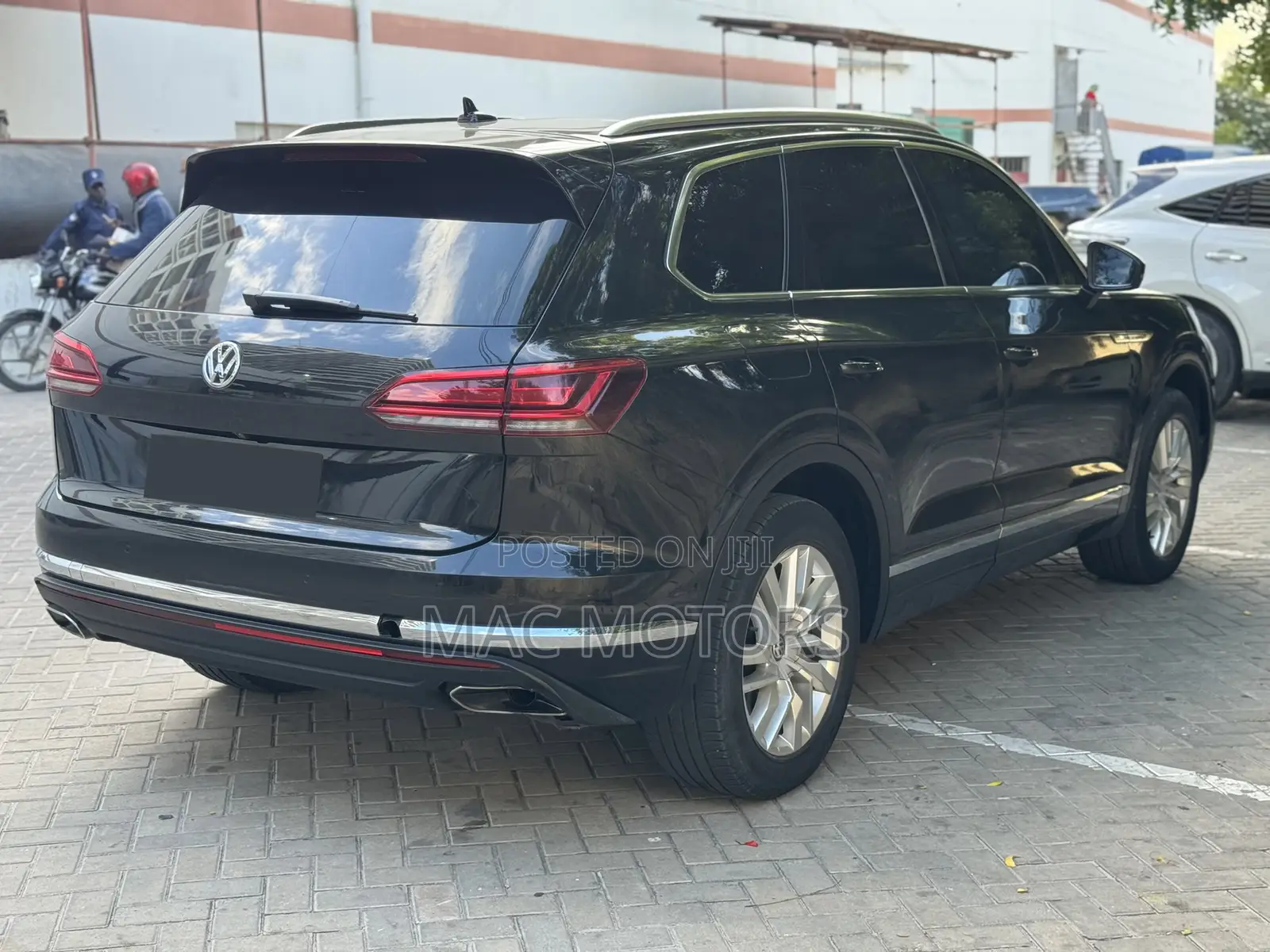 Volkswagen Touareg 2021 Black