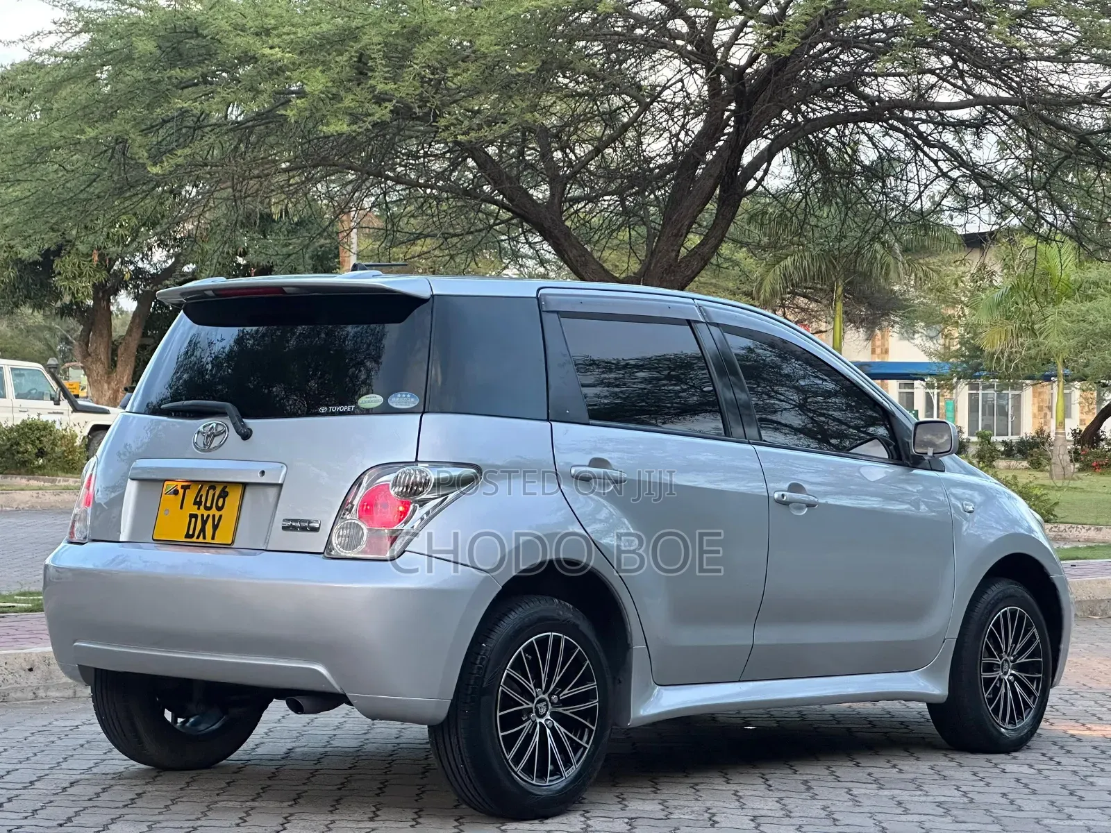 Toyota IST 2005 Silver