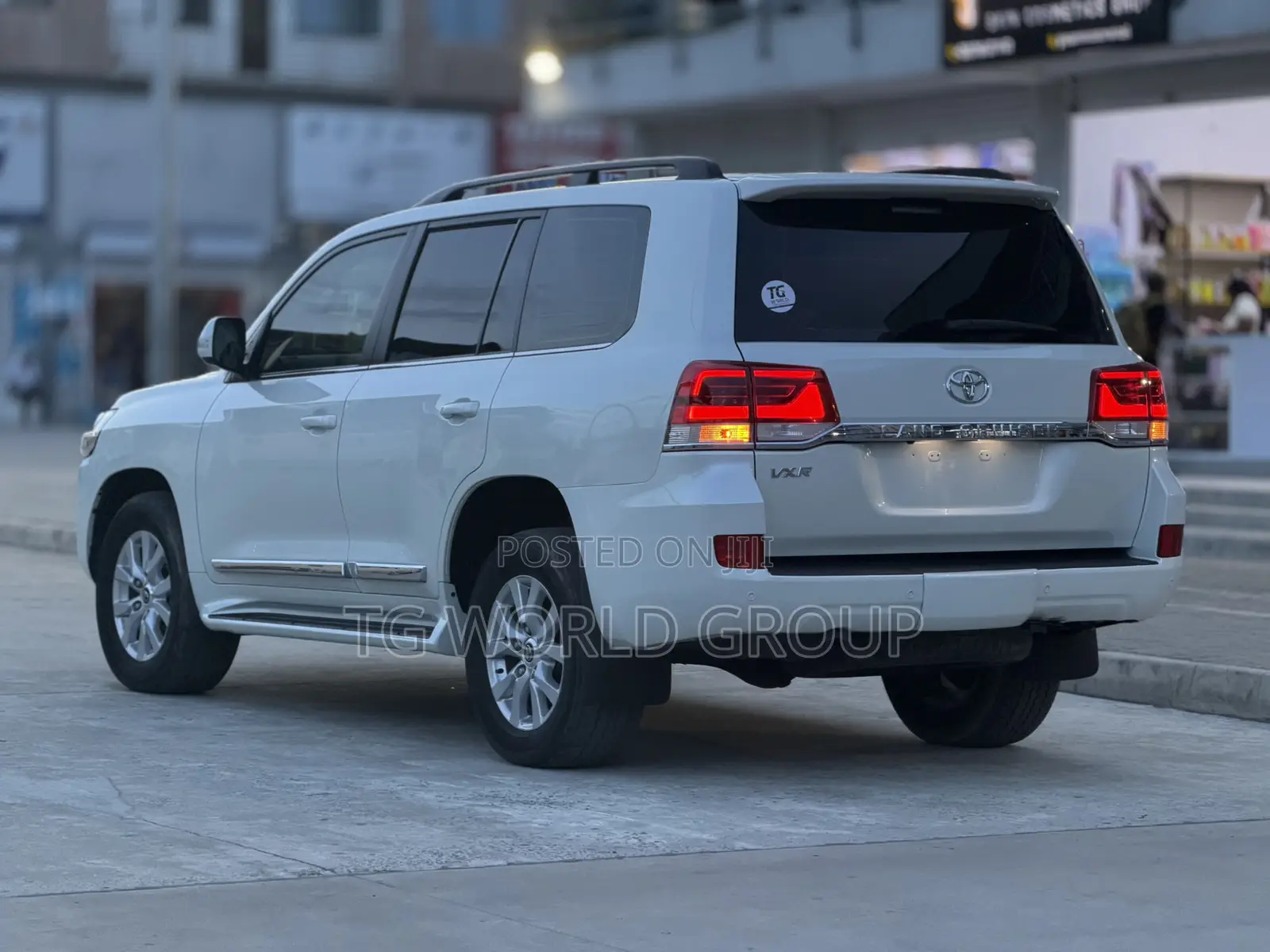 Toyota Land Cruiser 2020 White