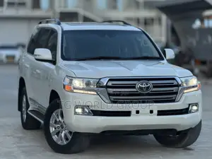 Toyota Land Cruiser 2020 White