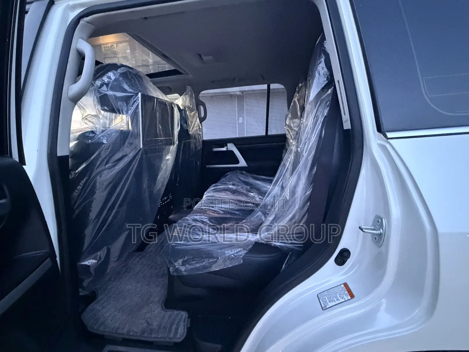 Toyota Land Cruiser 2020 White