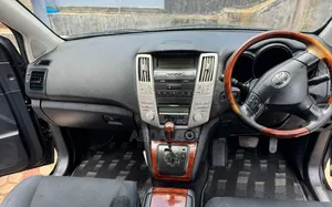 Toyota Harrier 2.4 4WD 2005 Black