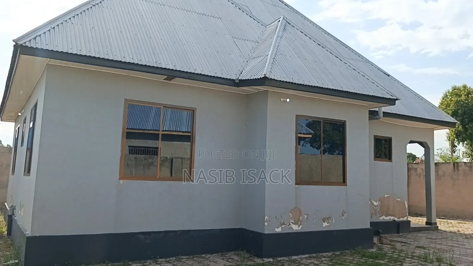 Furnished 3bdrm House in Usagara for sale