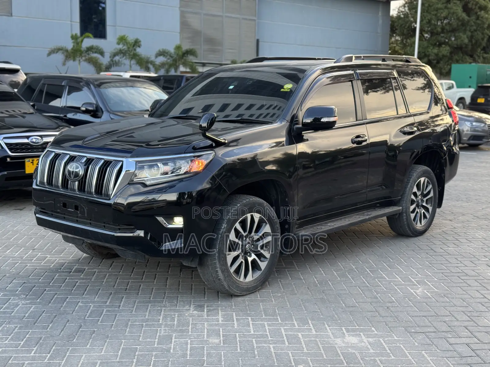 Toyota Land Cruiser Prado 2.8 2018 Matt Black