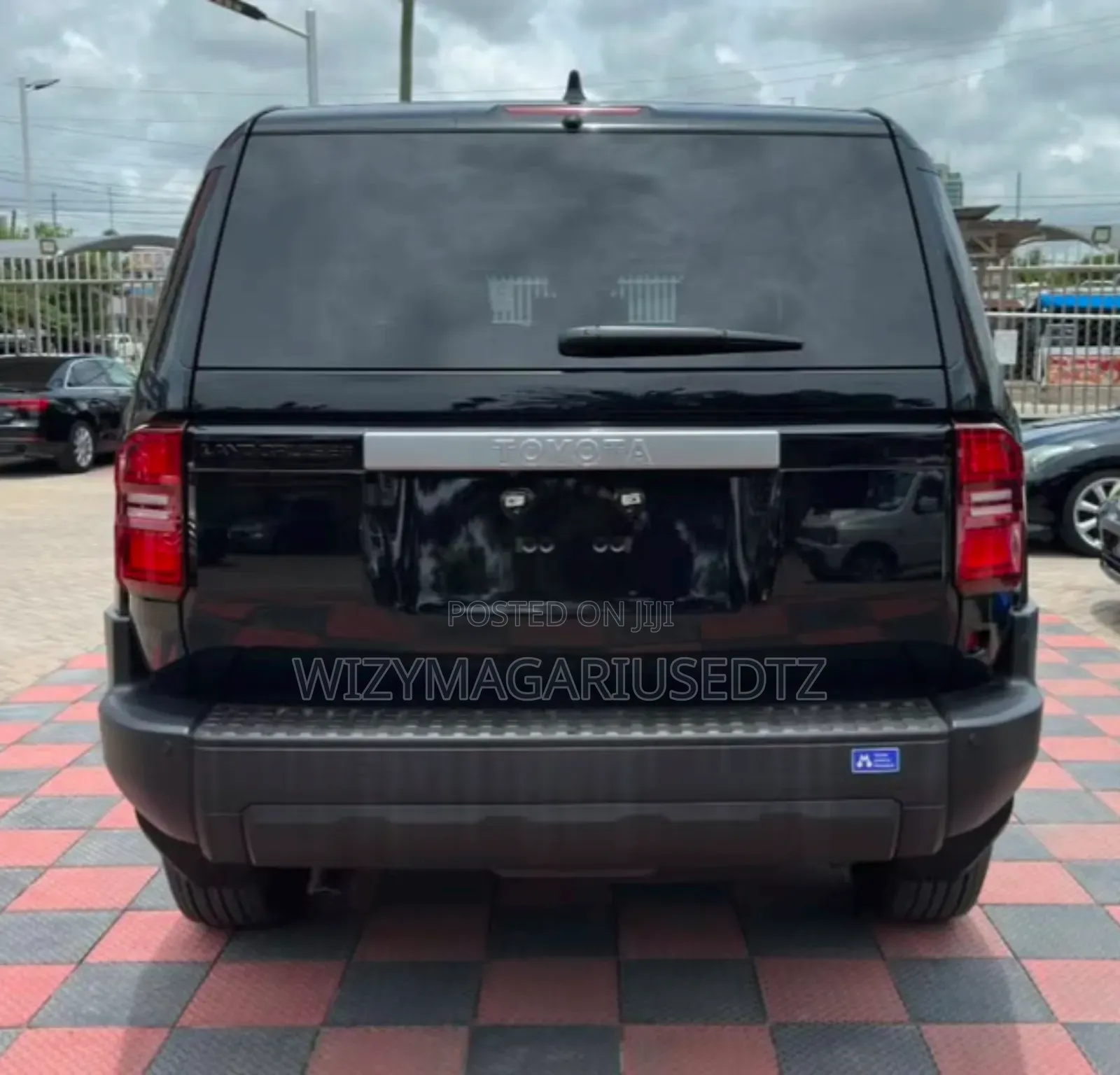 Toyota Land Cruiser Prado 2023 Matt Black