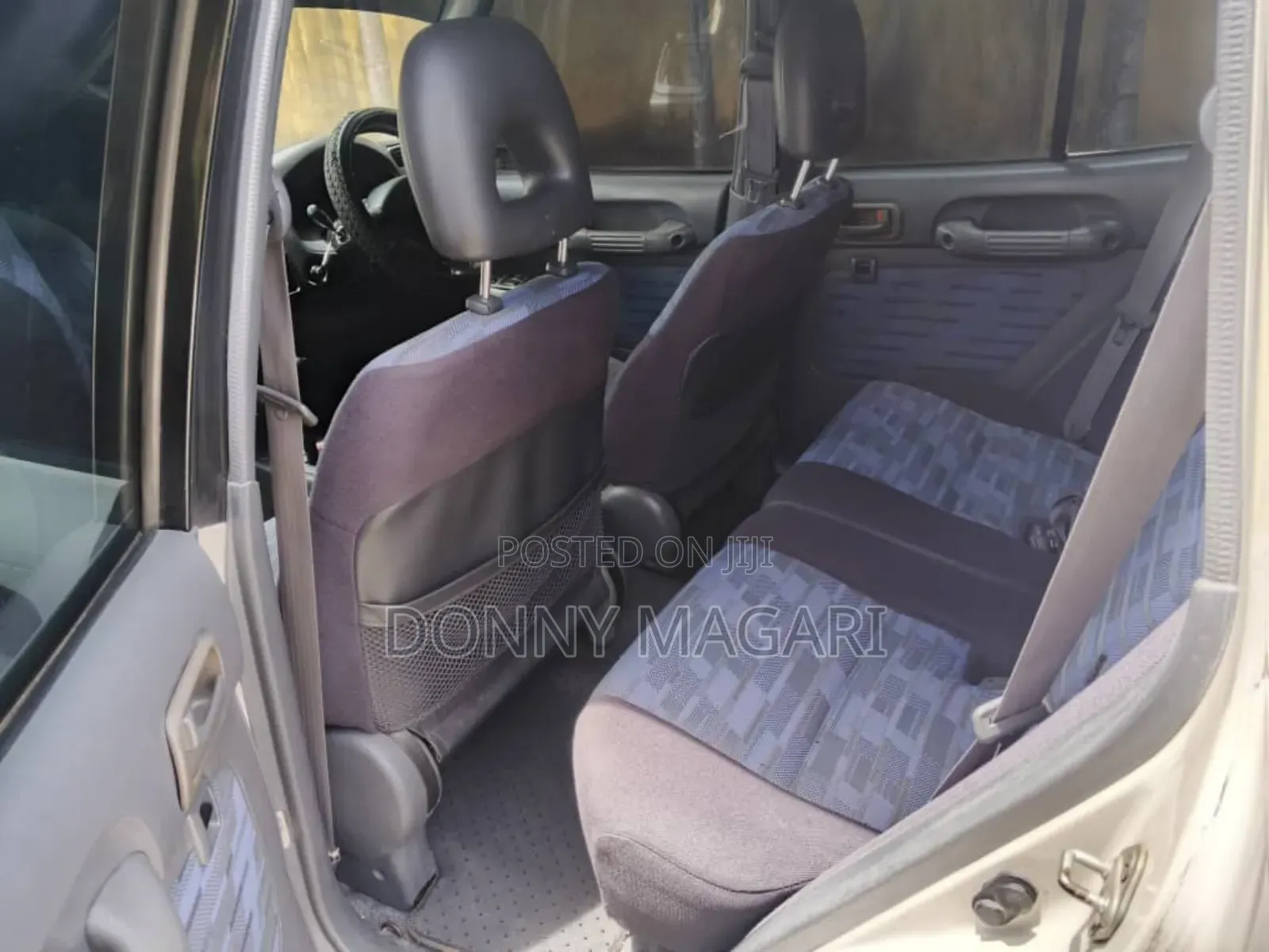 Toyota RAV4 1999 Silver