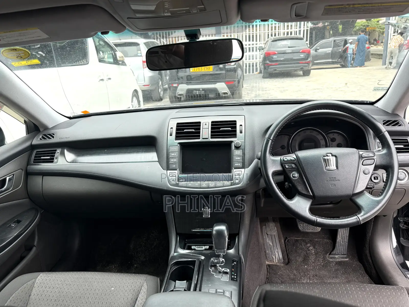 Toyota Crown 2009 Black