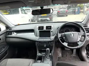 Toyota Crown 2009 Black