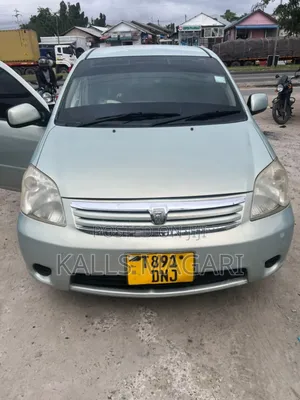 Toyota Raum 2004 Silver