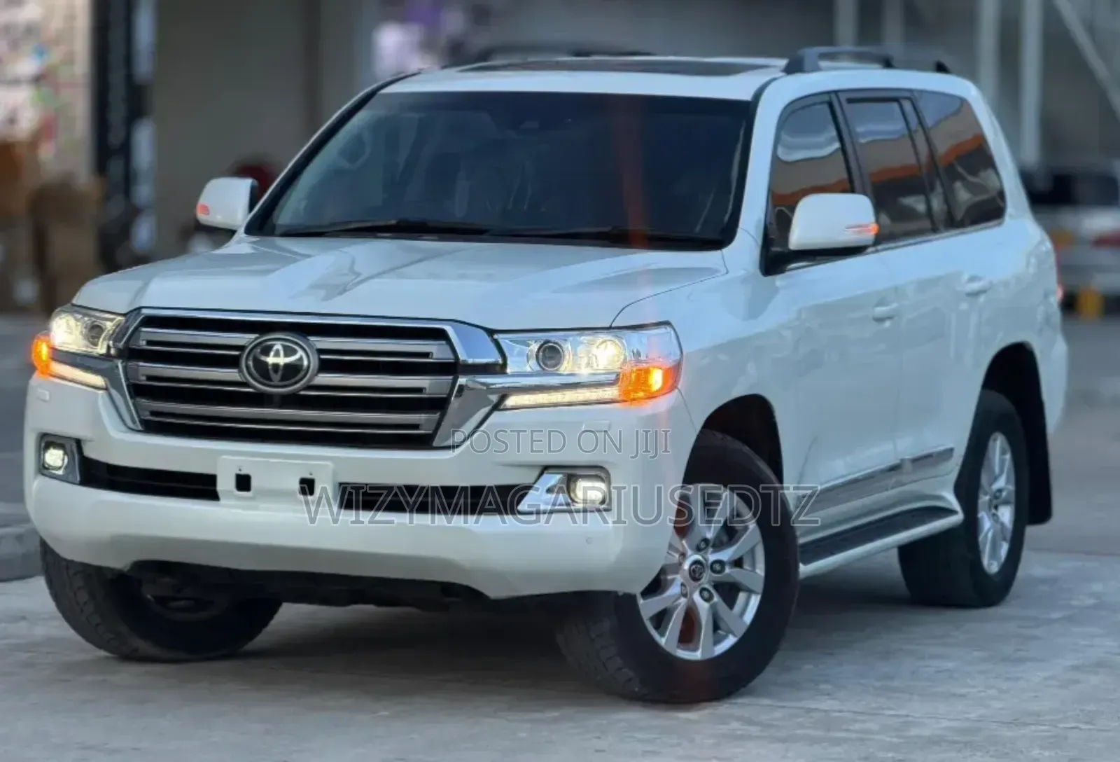 Toyota Land Cruiser 2020 White